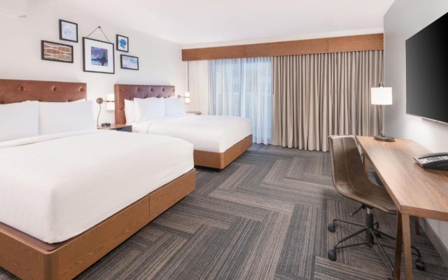 Quadruple Suite