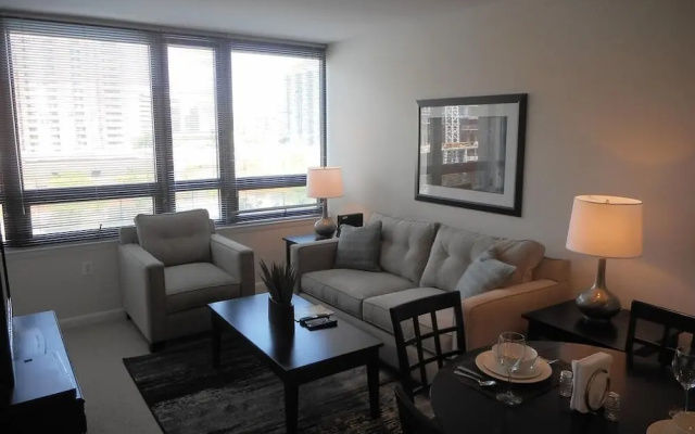 2 Bedrooms Apartment