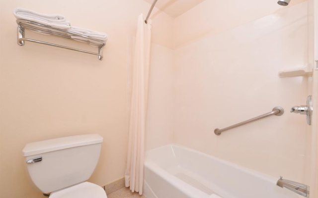 Quadruple Suite