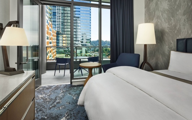 Grand Quadruple room with balcony