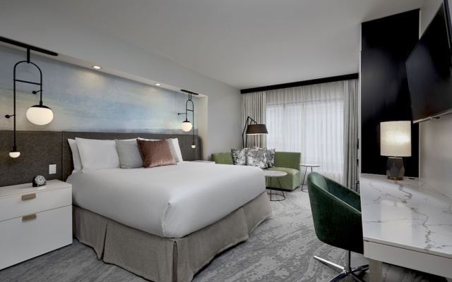 Deluxe Double Accessible room