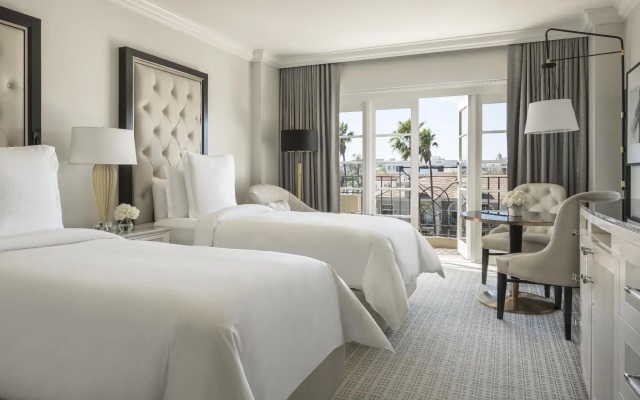 Deluxe Twin room with balcony