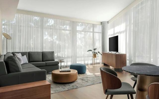 Double Suite