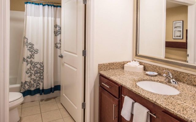 2 Bedrooms Double Suite