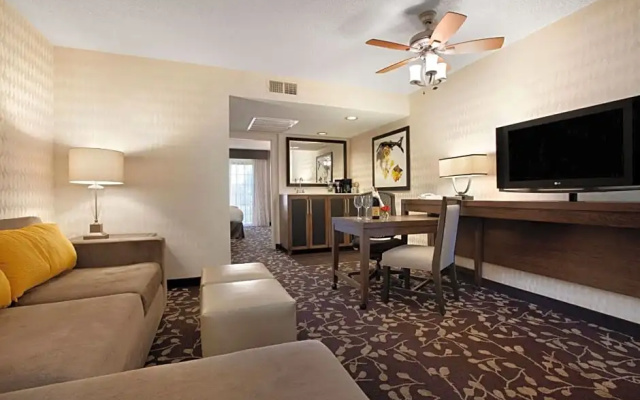 Luxury Double Hearing Access Suite