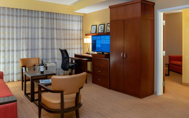2 Bedrooms Double Suite