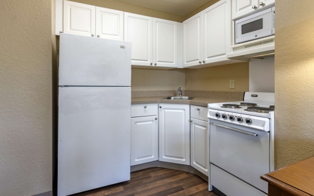 1 Bedroom Quadruple Suite