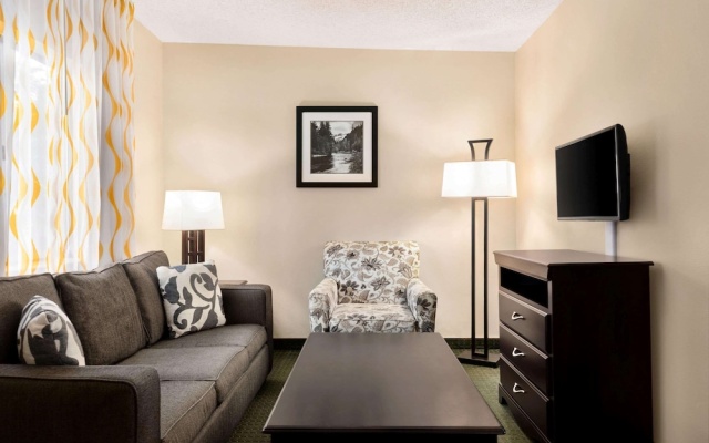 2 Bedrooms Suite