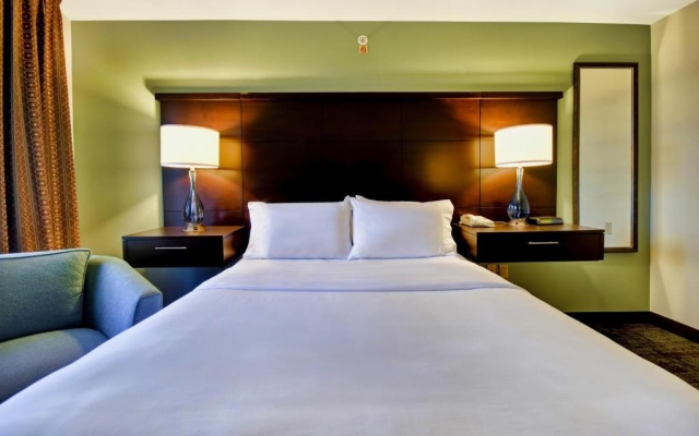 2 Bedrooms Suite