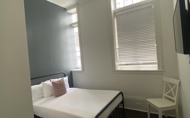 Economy room