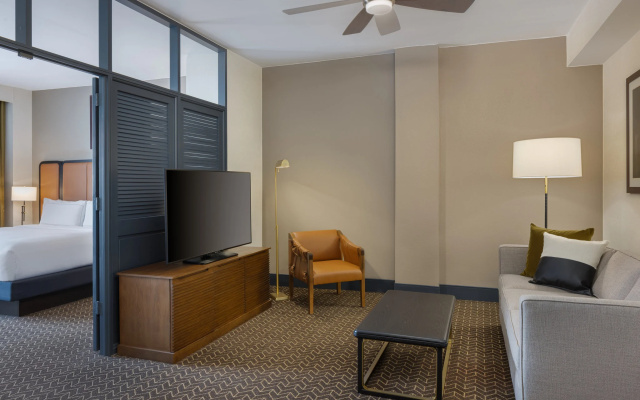 2 Bedrooms Suite