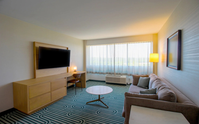 2 Bedrooms Double Suite with river view