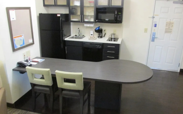 1 Bedroom Suite