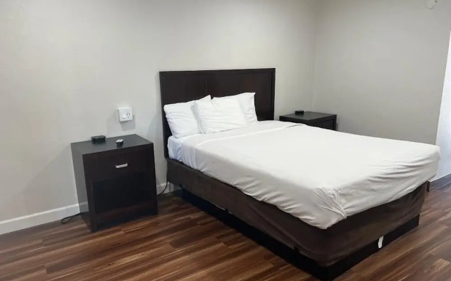 Economy room