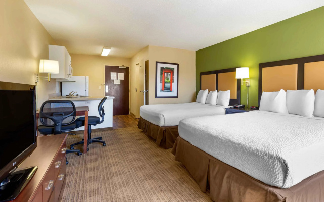 1 Bedroom Quadruple Suite