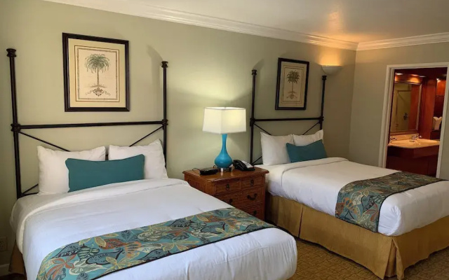 Deluxe Quadruple room with balcony