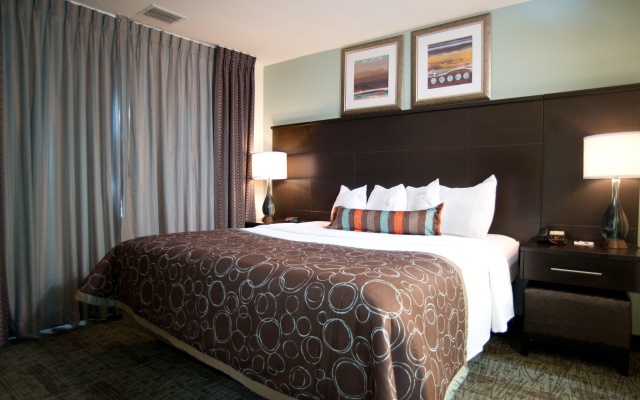 1 Bedroom Suite