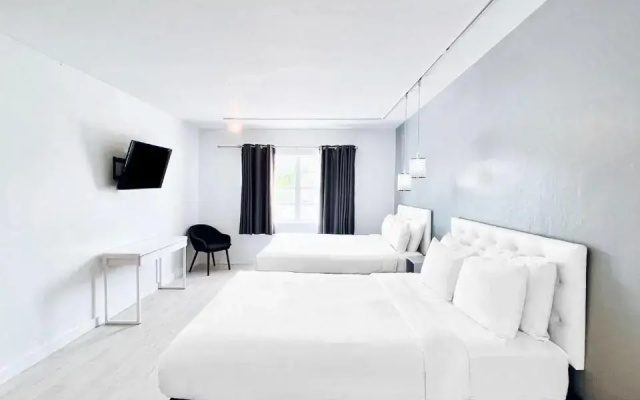 Deluxe Quadruple room