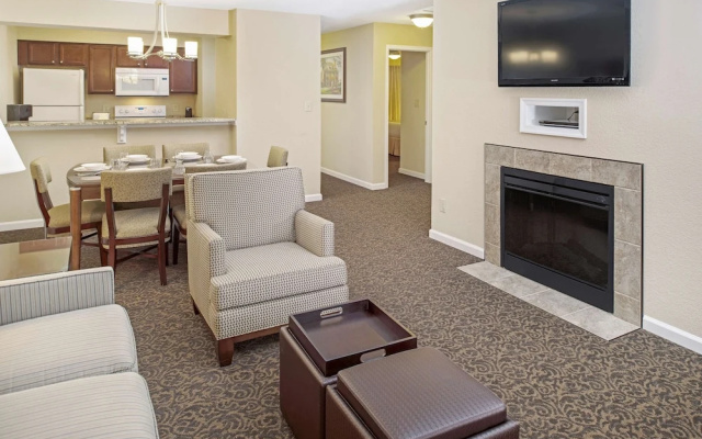 4 Bedrooms Deluxe Duplex Suite