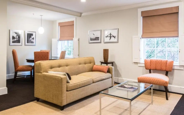 Twin Suite