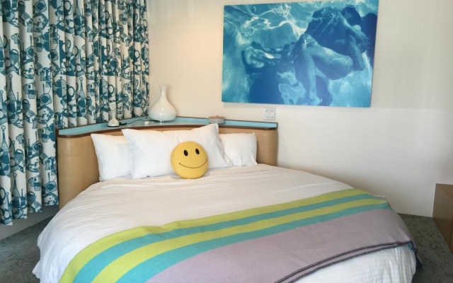 Double Corner Suite