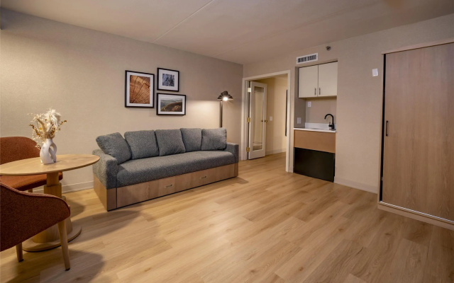1 Bedroom Double Suite