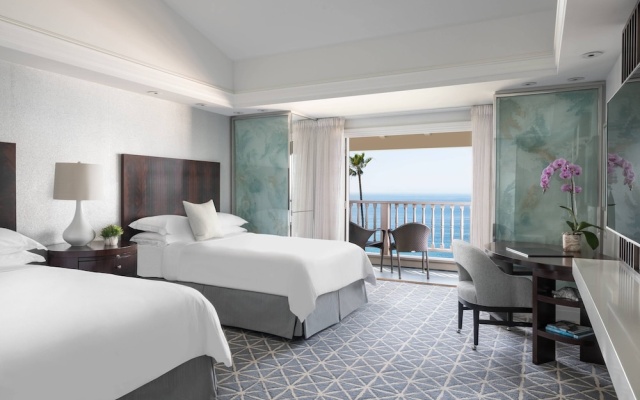 Standard room with ocean view