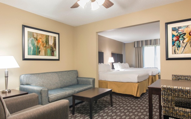 Quadruple Suite