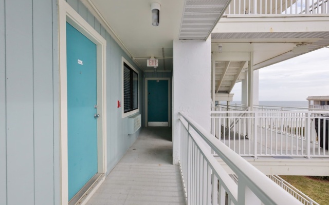 Suite oceanfront