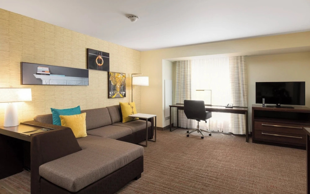 1 Bedroom Suite
