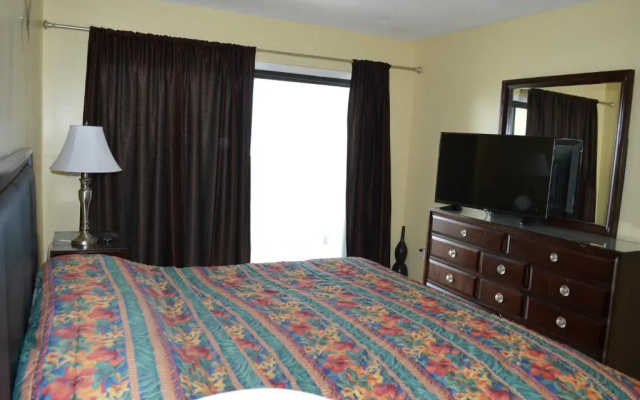 3 Bedrooms Apartment