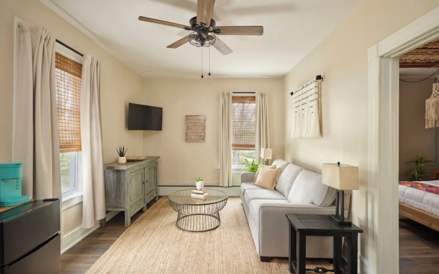 2 Bedrooms Double Suite