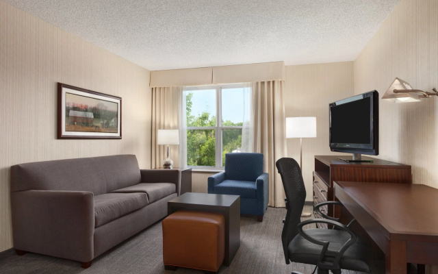 2 Bedrooms Double Suite