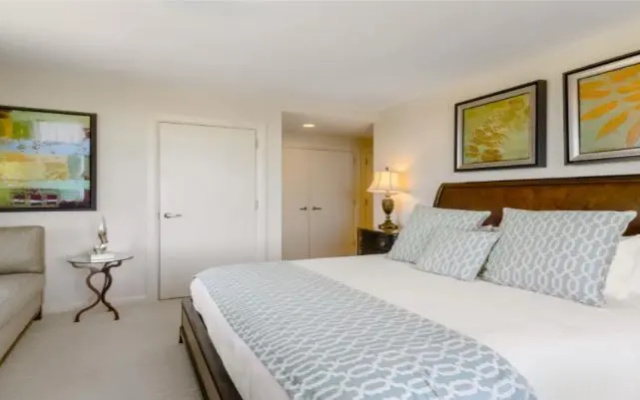 Executive Suite with balcony