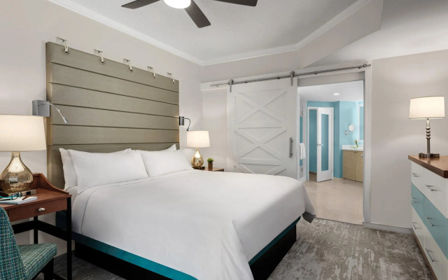 2 Bedrooms Villa with balcony and with courtyard view