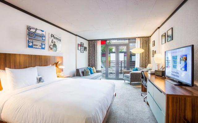 Deluxe Double room