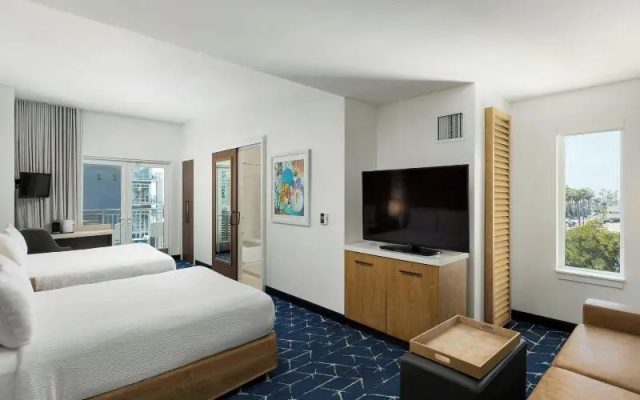 Standard Quadruple room with balcony