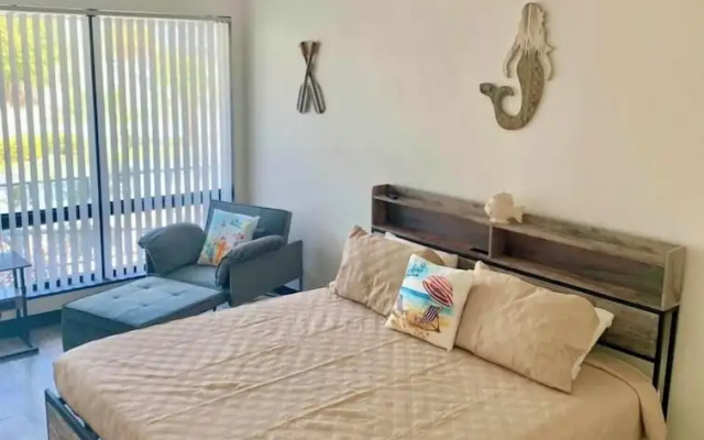Standard Double room with pool view