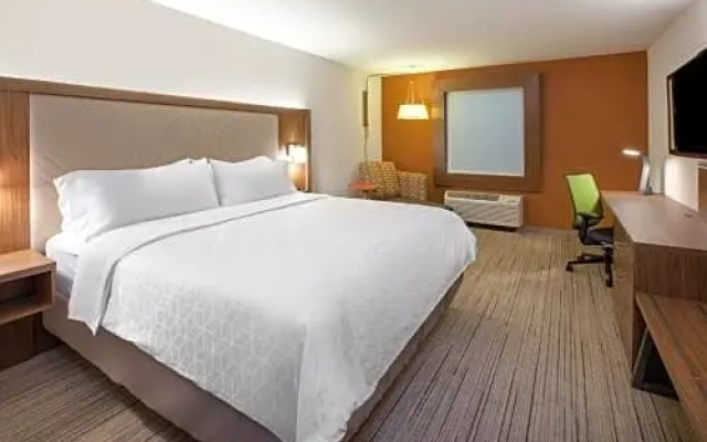 2 Bedrooms Suite
