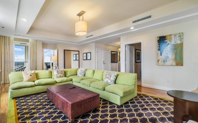 Presidential Penthouse Suite with balcony and with ocean view