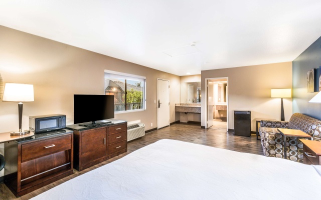 Deluxe Double Junior Suite