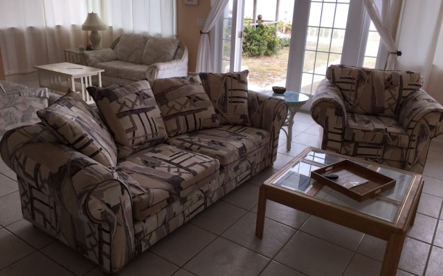 1 Bedroom Suite oceanfront