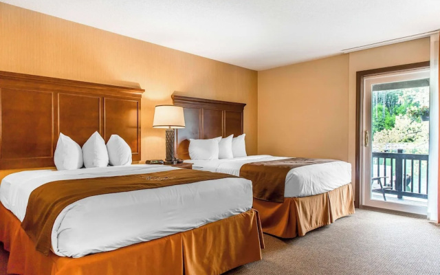 Deluxe Quadruple room Lake Front