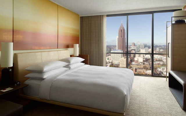 Double room with city view