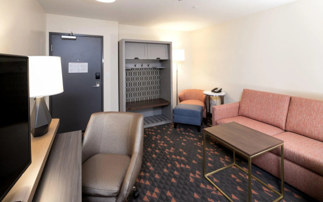 1 Bedroom Quadruple Suite
