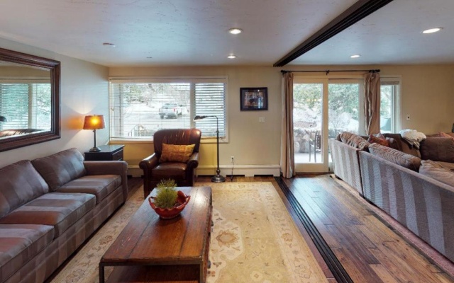 2 Bedrooms Standard Apartment