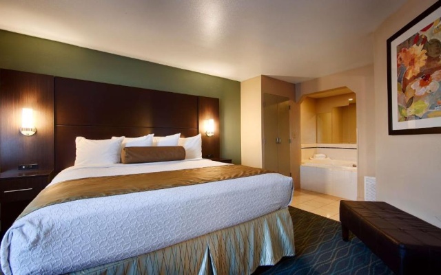2 Bedrooms Double Suite