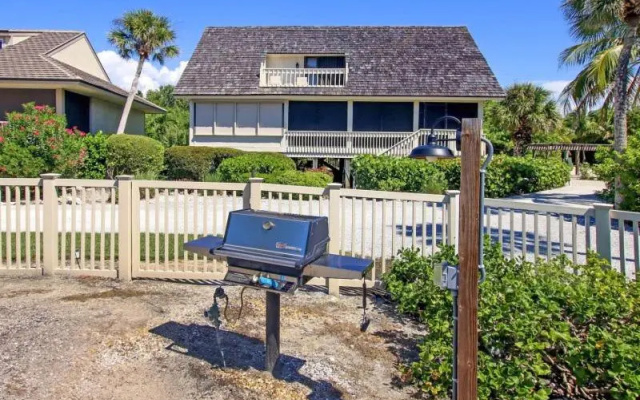 2 Bedrooms Cottage
