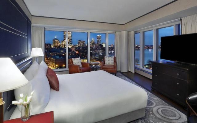 Charles River Double Suite