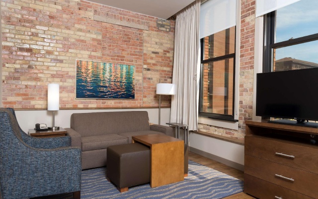 1 Bedroom Quadruple Suite with city view